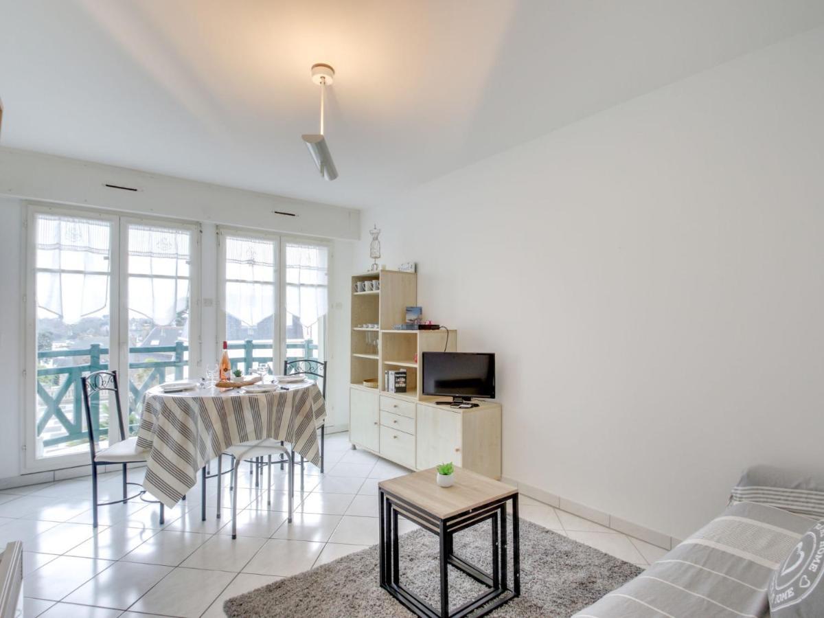 Apartment Residence Des Tennis-1 By Interhome دينار المظهر الخارجي الصورة